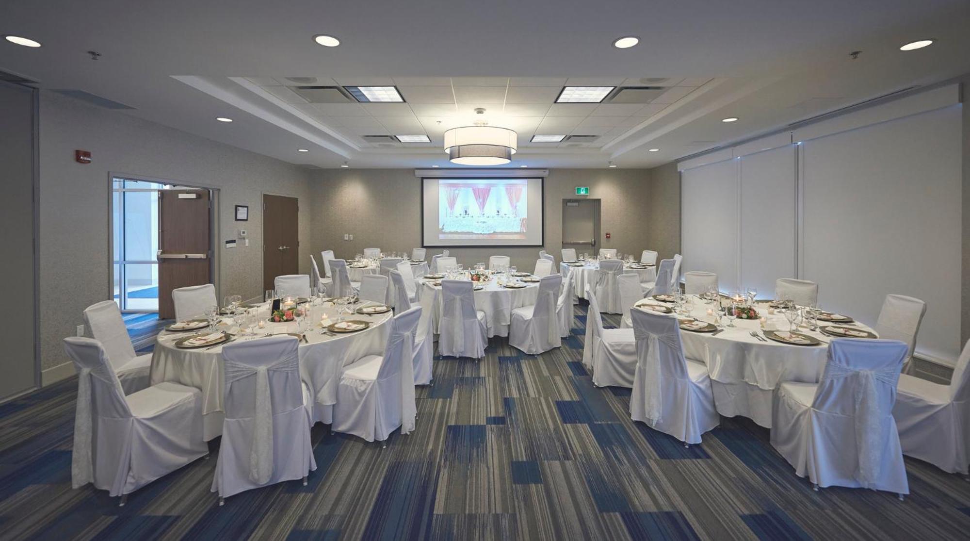 Holiday Inn Express & Suites St. John'S Airport By Ihg Esterno foto