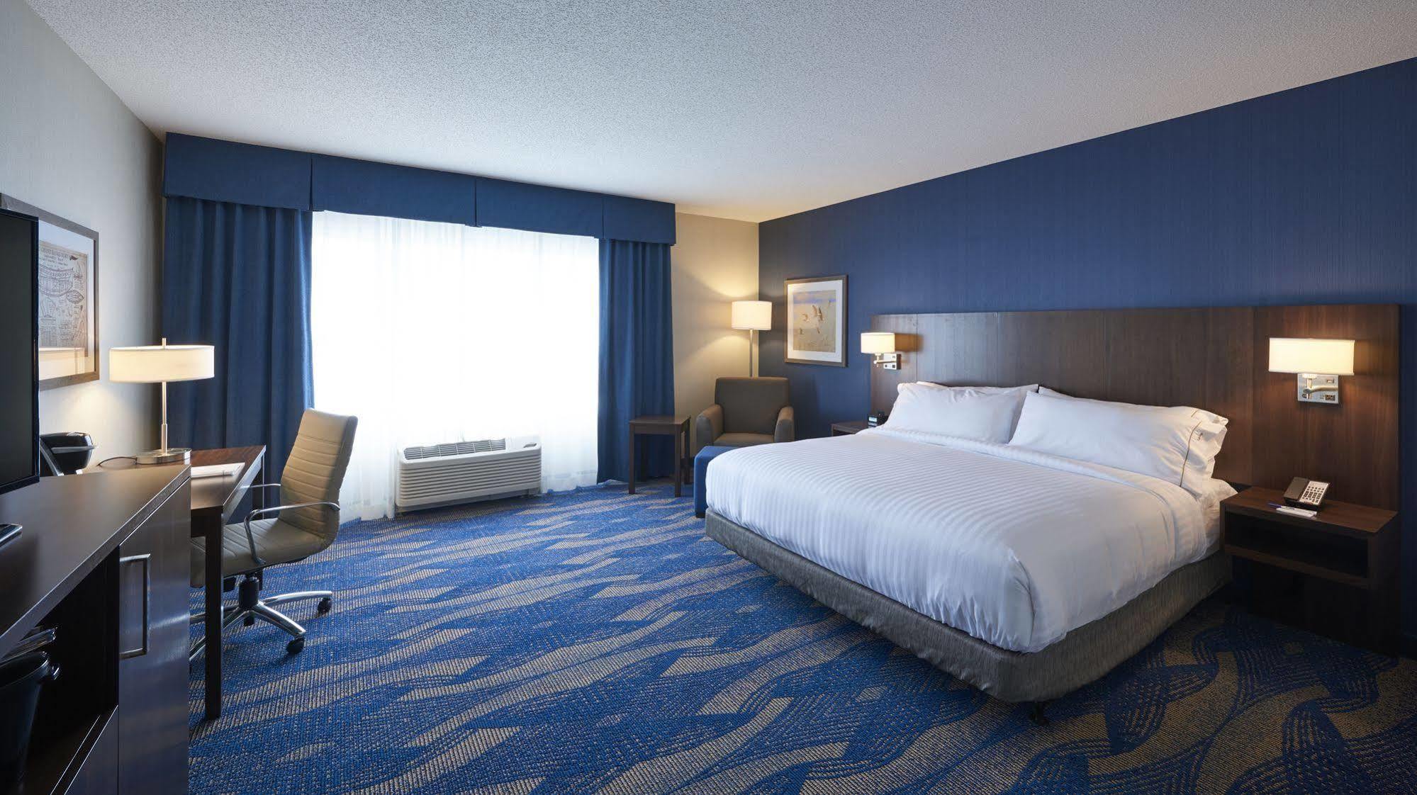 Holiday Inn Express & Suites St. John'S Airport By Ihg Esterno foto